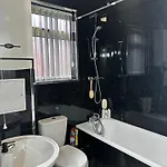 Le Crescent Rooms,