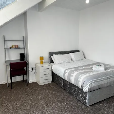 Capsule hotel Le Crescent Rooms,