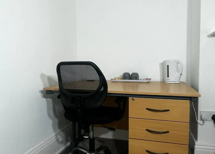 Le Crescent Rooms, * Middlesbrough