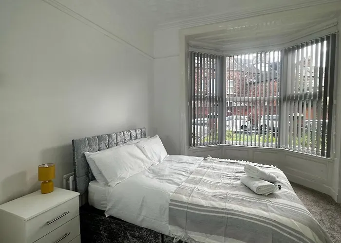 Capsule hotel Le Crescent Rooms,